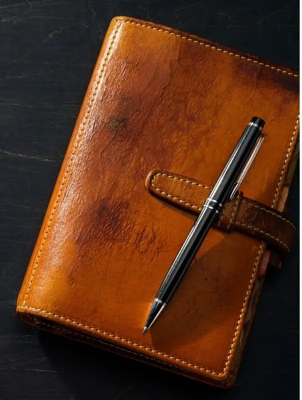 carnet cuir homme à offrir pour les fêtes