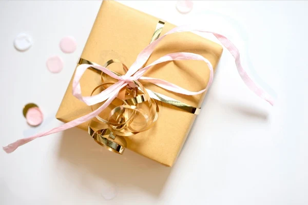 box surprise pour anniversaire femme 30 ans