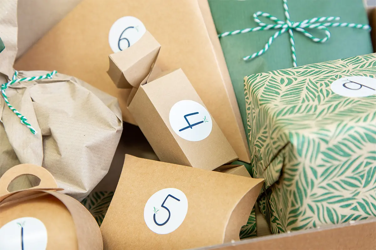 10 paquets surprises dans la box anniversaire femme jour k