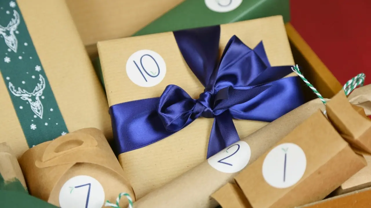 Calendrier de l'Après (édition homme) - Jour K Calendrier de l'Après Noël homme — idée cadeau original à offrir à Noël