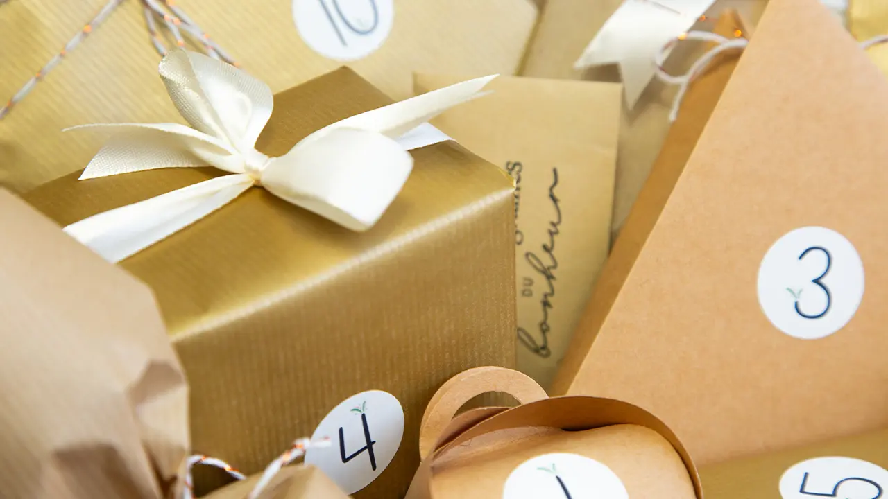 coffret cadeau noces d'or - 50 ans de mariage - Calendrier de l'Après Anniversaire de Mariage (Jour K)