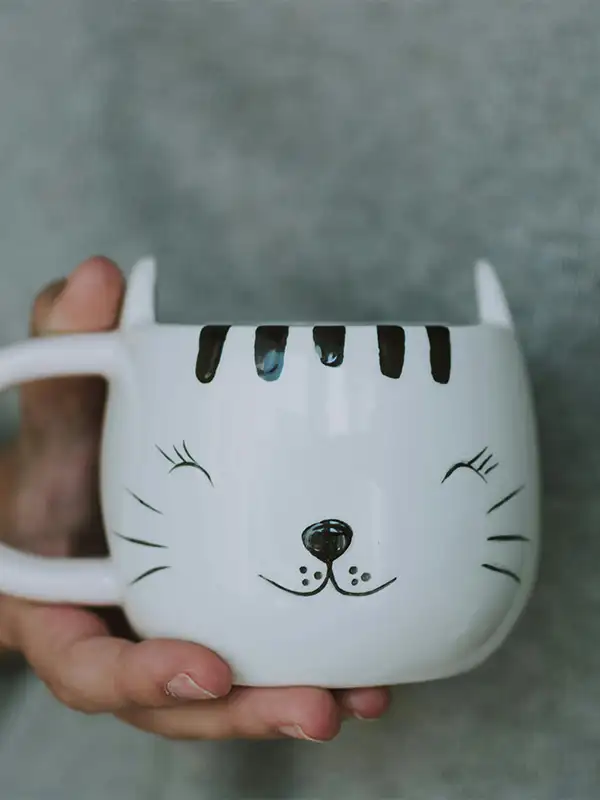 Mug en forme de chat — idée cadeau originale pour une sœur amoureuse des animaux
